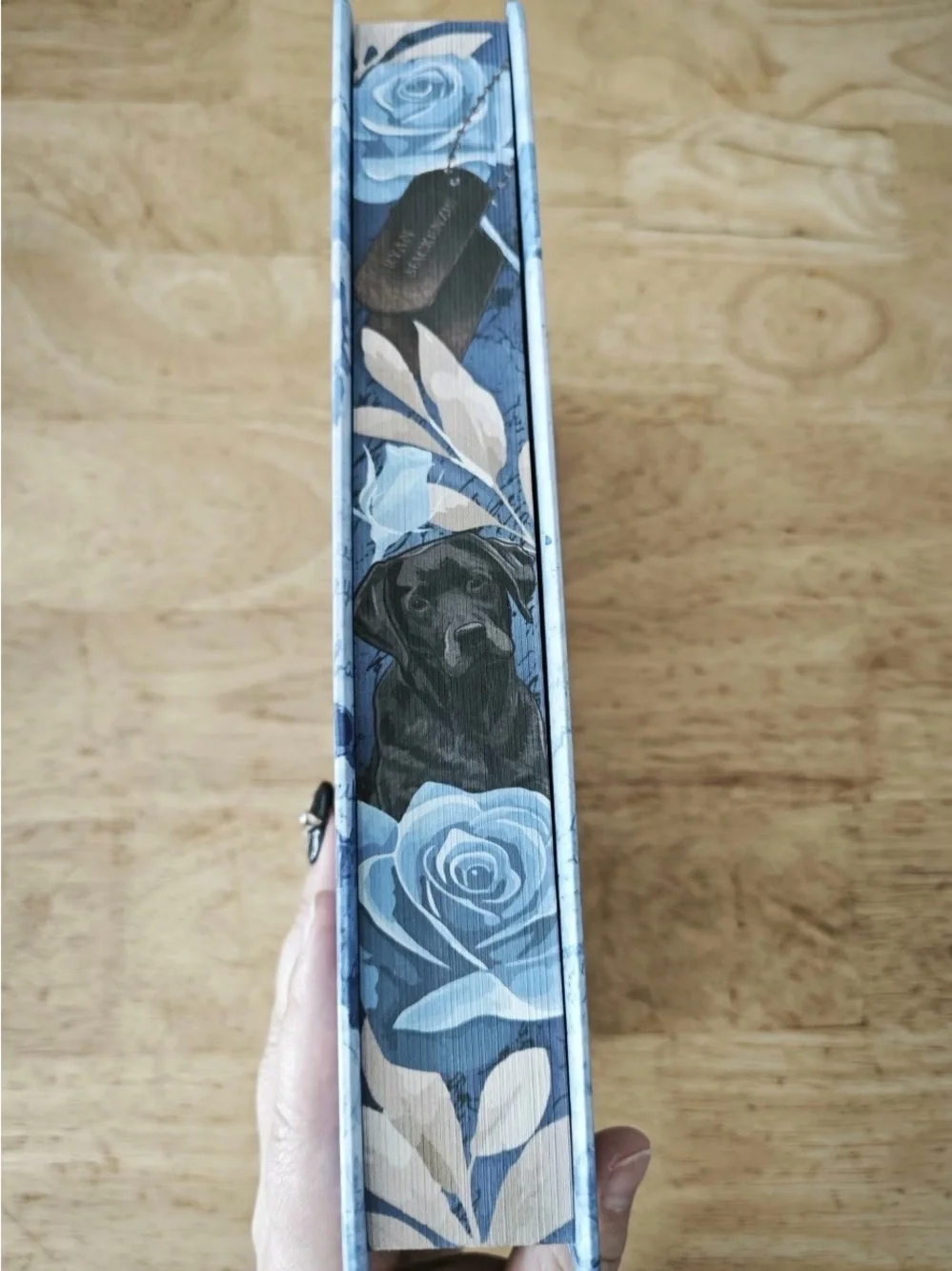 The Last Letter by Rebecca Yarros - Blue Cover